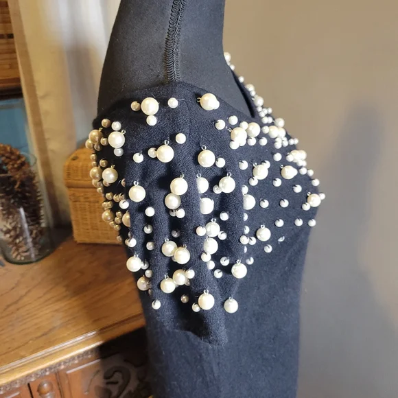 VINTAGE ANNE KLEIN 2 WOOL AND ANGORA SWEATER DRESS WITH PEARLS - Picture 5 of 10